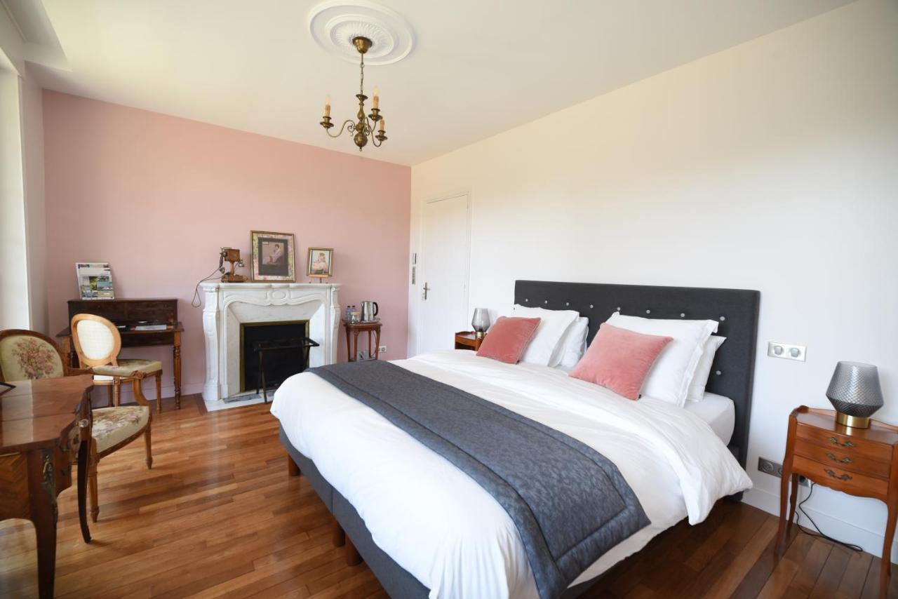 Manoir De Kerguestenen Gestel 外观 照片